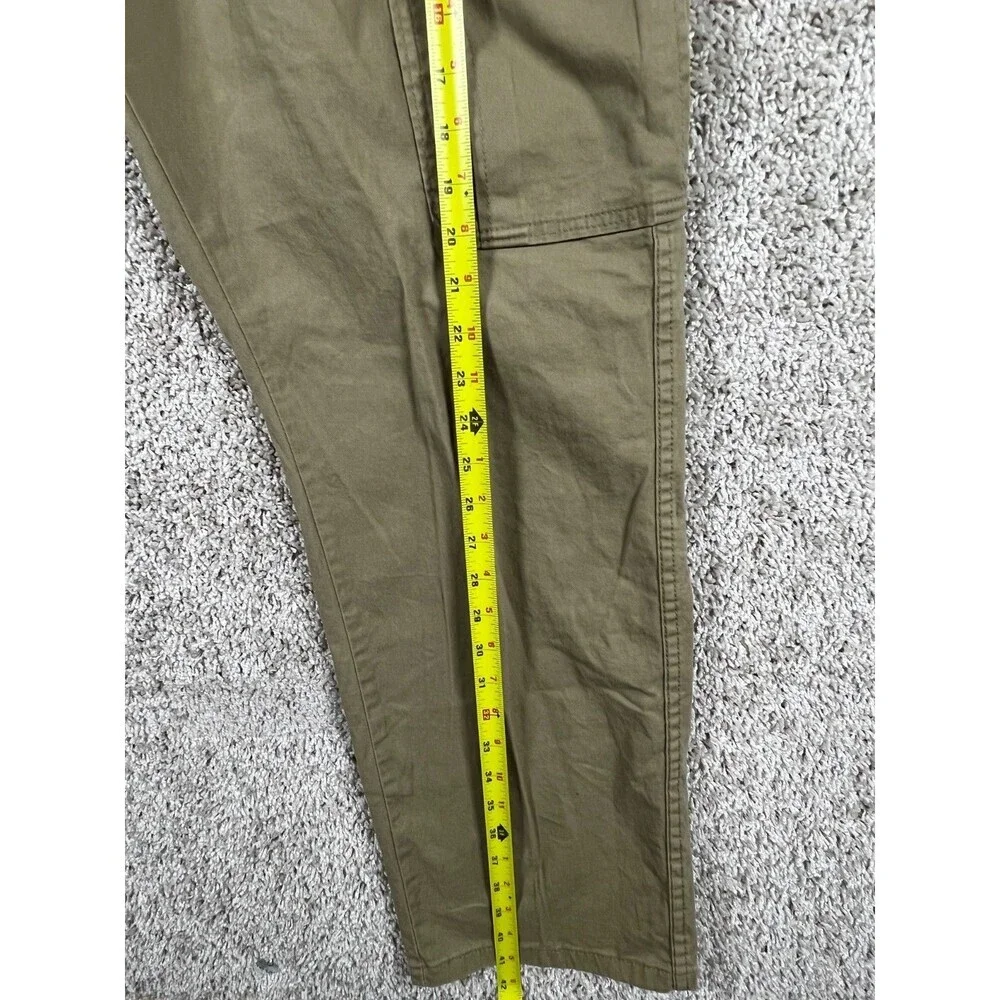 Men's Wrangler Cargo Pants Stretch New KHAKI Relaxed Fit Straight Leg SIZE 36x30